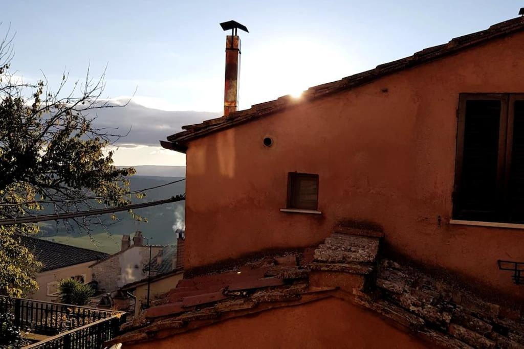 *La Torre Di Amelia* Nel Cuore Dell' Umbria エクステリア 写真