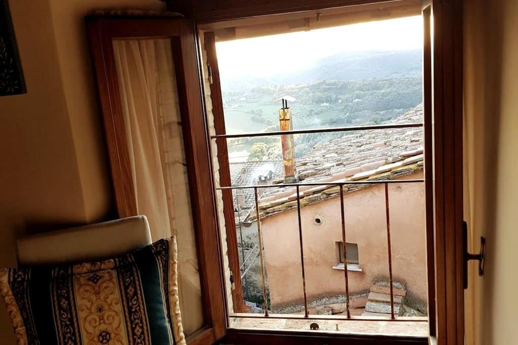 *La Torre Di Amelia* Nel Cuore Dell' Umbria エクステリア 写真
