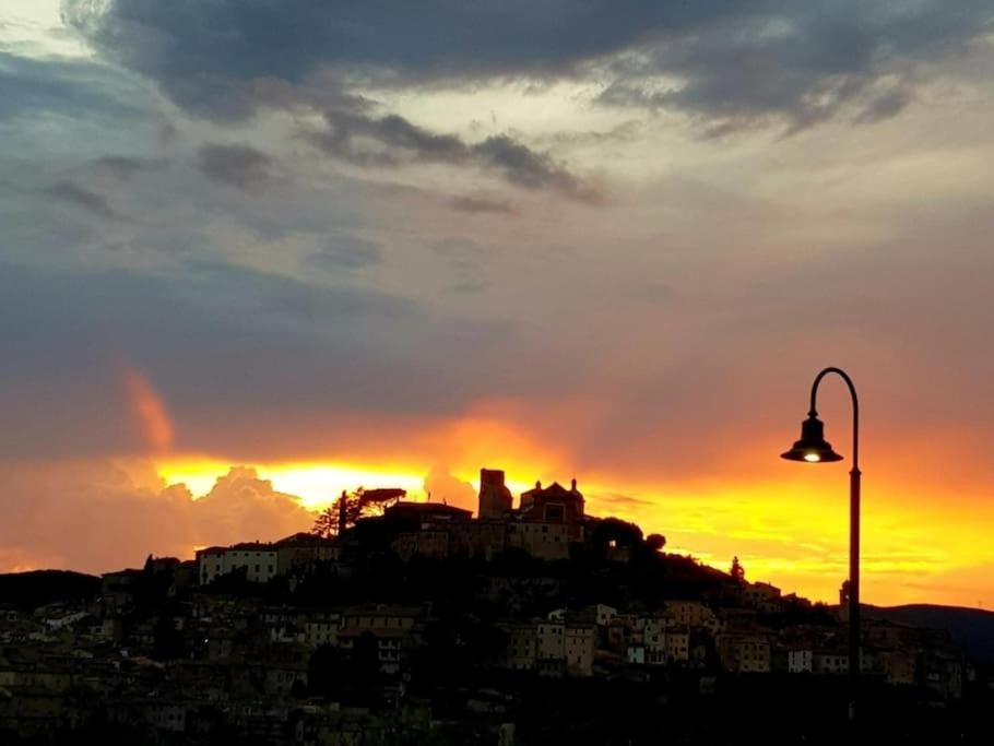 *La Torre Di Amelia* Nel Cuore Dell' Umbria エクステリア 写真