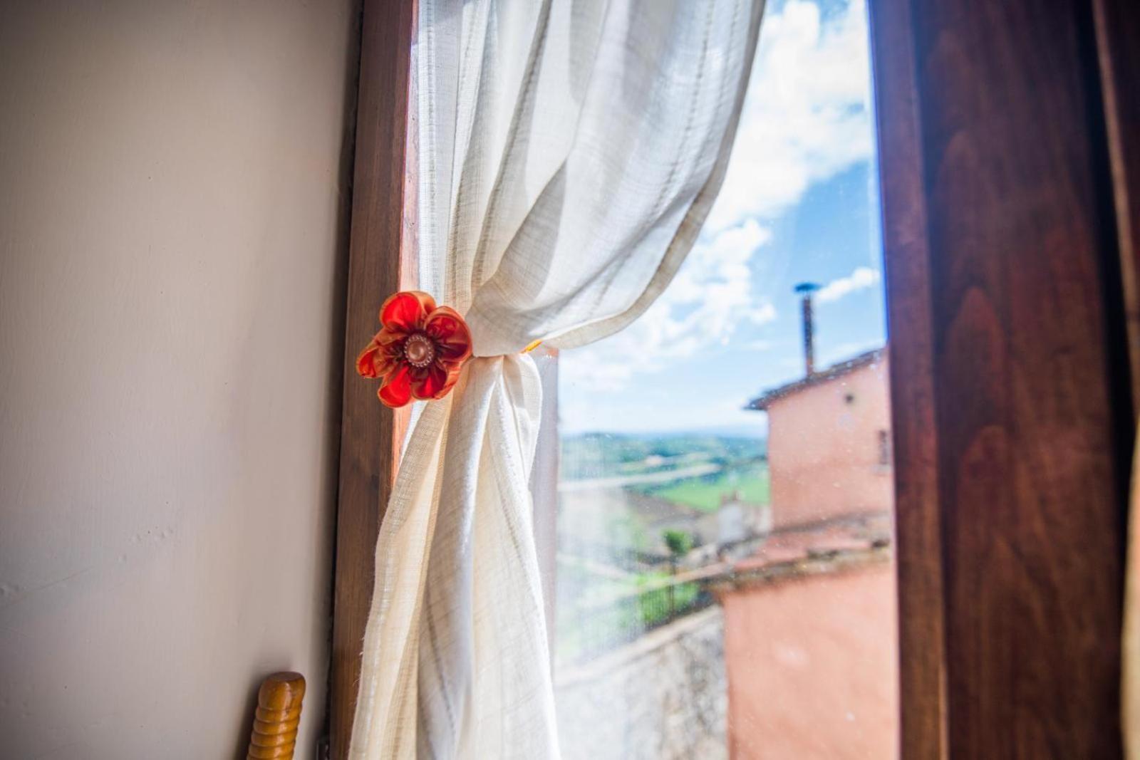 *La Torre Di Amelia* Nel Cuore Dell' Umbria エクステリア 写真